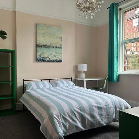 Apartament Bohemian Rhapsody St Leonards-on-Sea Zewnętrze zdjęcie